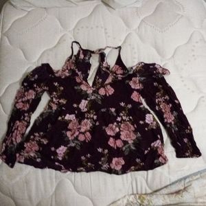 Rose shirt color like a dark maroon